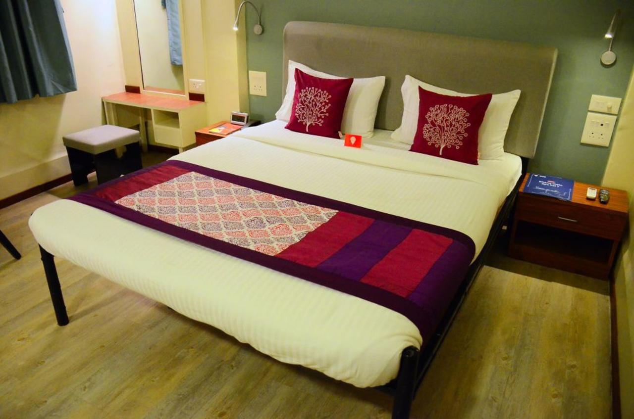 Oyo 6429 Hotel Pearl Poona Buitenkant foto