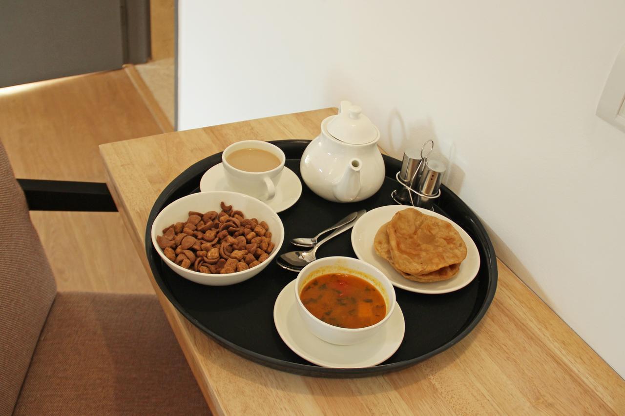 Oyo 6429 Hotel Pearl Poona Buitenkant foto